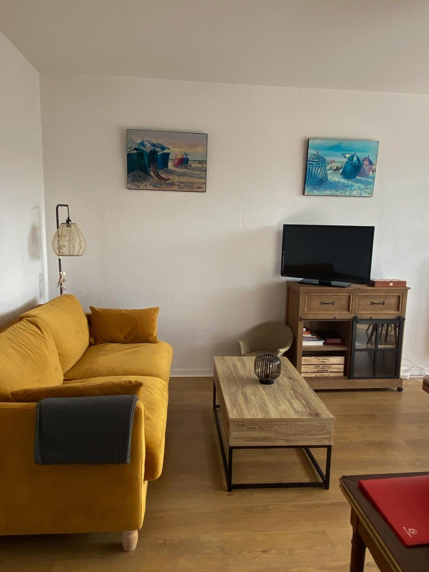 Le Petit Villers Exteriör bild